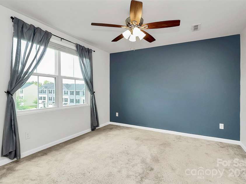 6320 Cutwater Circle, Charlotte, NC 28269.  MLS# CAR4282599, YatesRealty ID 27050. Primary Bedroom