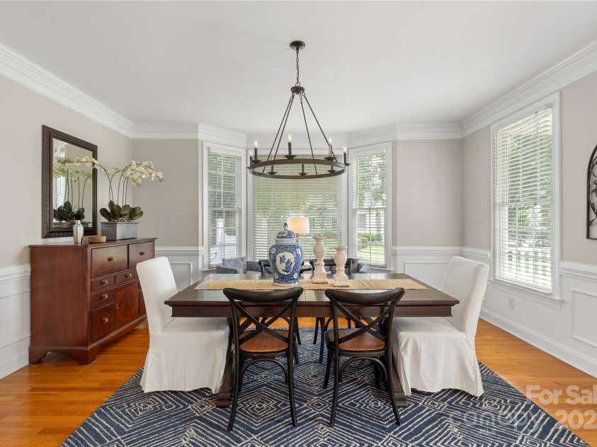 5712 Burck Drive, Concord, NC 28027.  MLS# CAR4277945, YatesRealty ID 27051. Dining