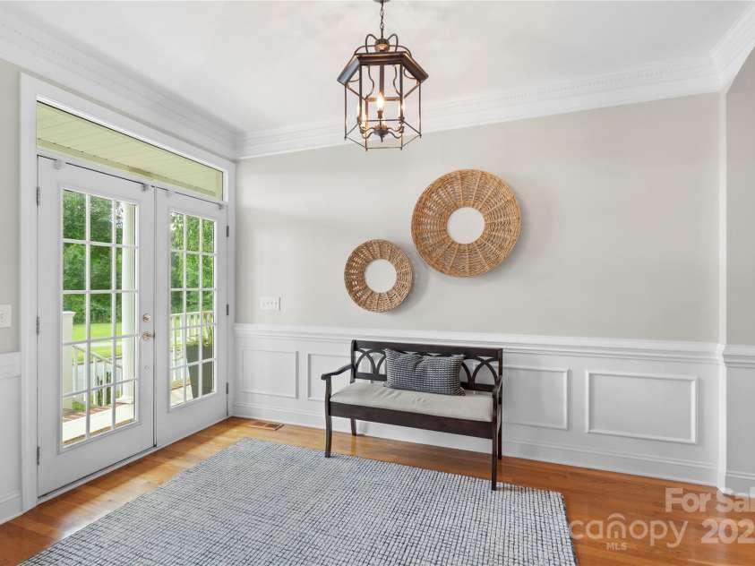 5712 Burck Drive, Concord, NC 28027.  MLS# CAR4277945, YatesRealty ID 27051. Foyer