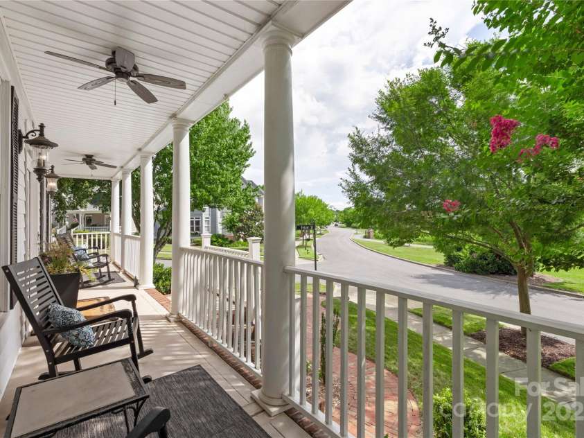 5712 Burck Drive, Concord, NC 28027.  MLS# CAR4277945, YatesRealty ID 27051. Front Porch