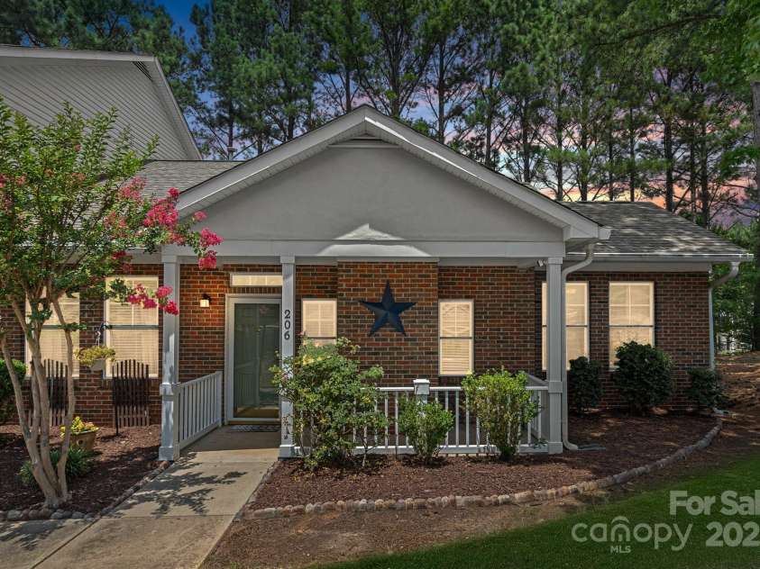 206 Stone Village Drive, Fort Mill, SC 29708.  MLS# CAR4280077, YatesRealty ID 27052. 