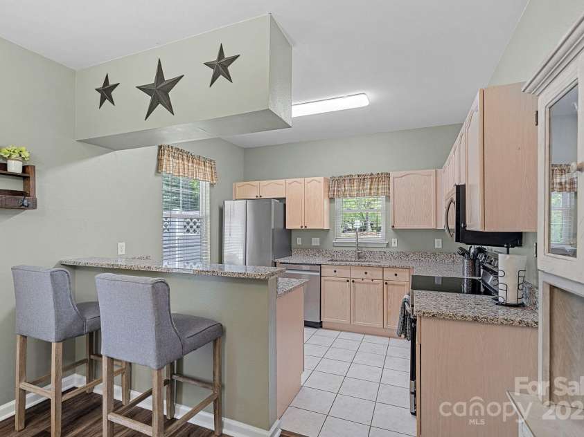 206 Stone Village Drive, Fort Mill, SC 29708.  MLS# CAR4280077, YatesRealty ID 27052. 