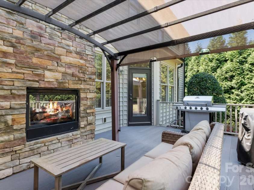 310 Sundown Road, Mooresville, NC 28117.  MLS# CAR4375578, YatesRealty ID 27052. 