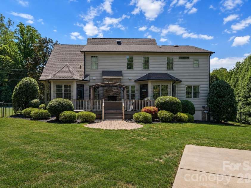 310 Sundown Road, Mooresville, NC 28117.  MLS# CAR4375578, YatesRealty ID 27052. 