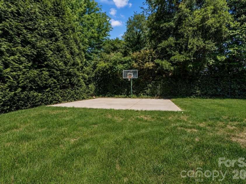 310 Sundown Road, Mooresville, NC 28117.  MLS# CAR4375578, YatesRealty ID 27052. 