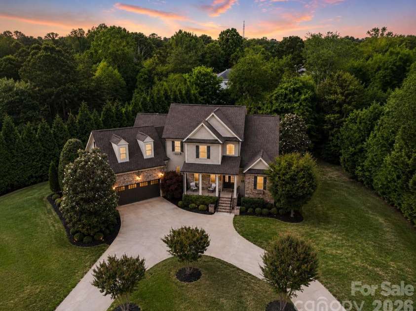 310 Sundown Road, Mooresville, NC 28117.  MLS# CAR4375578, YatesRealty ID 27052. 