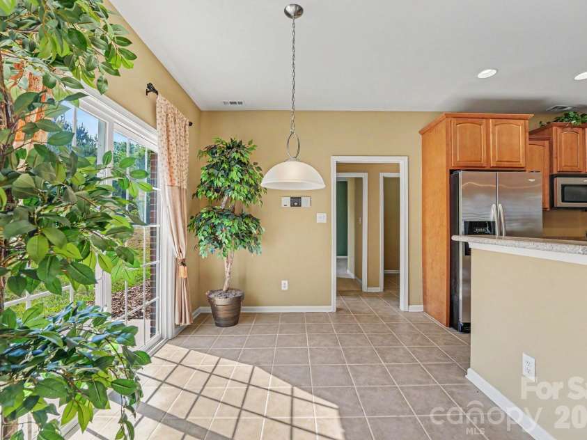 116 Wedge View Way, Statesville, NC 28677.  MLS# CAR4386688, YatesRealty ID 27054. 