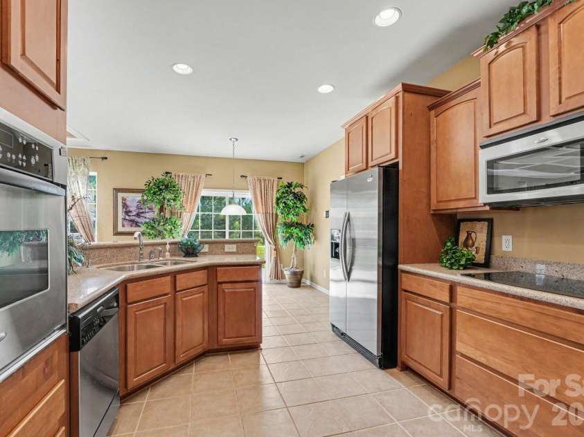 116 Wedge View Way, Statesville, NC 28677.  MLS# CAR4386688, YatesRealty ID 27054. 