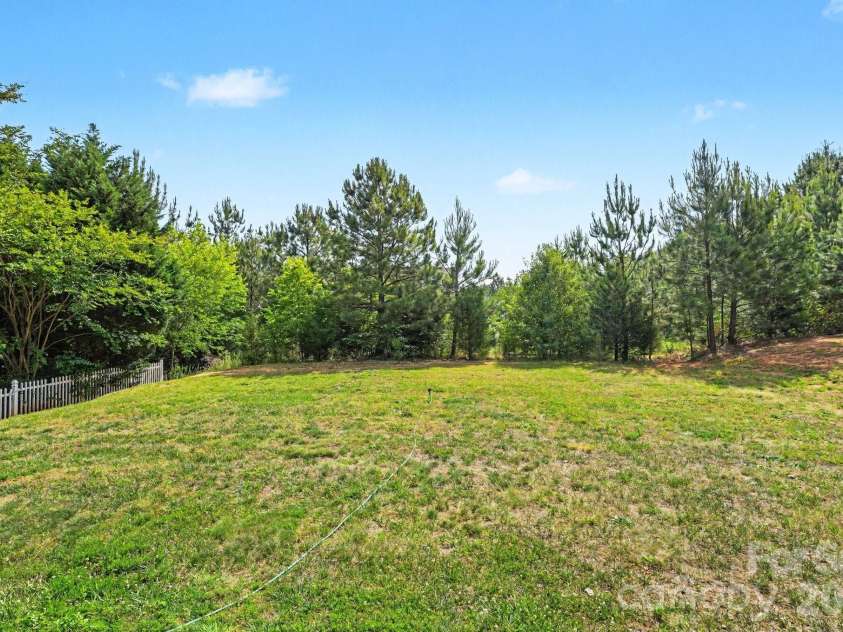 116 Wedge View Way, Statesville, NC 28677.  MLS# CAR4386688, YatesRealty ID 27054. 