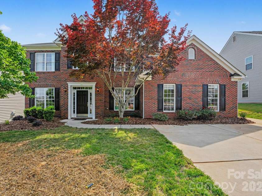 116 Wedge View Way, Statesville, NC 28677.  MLS# CAR4386688, YatesRealty ID 27054. 