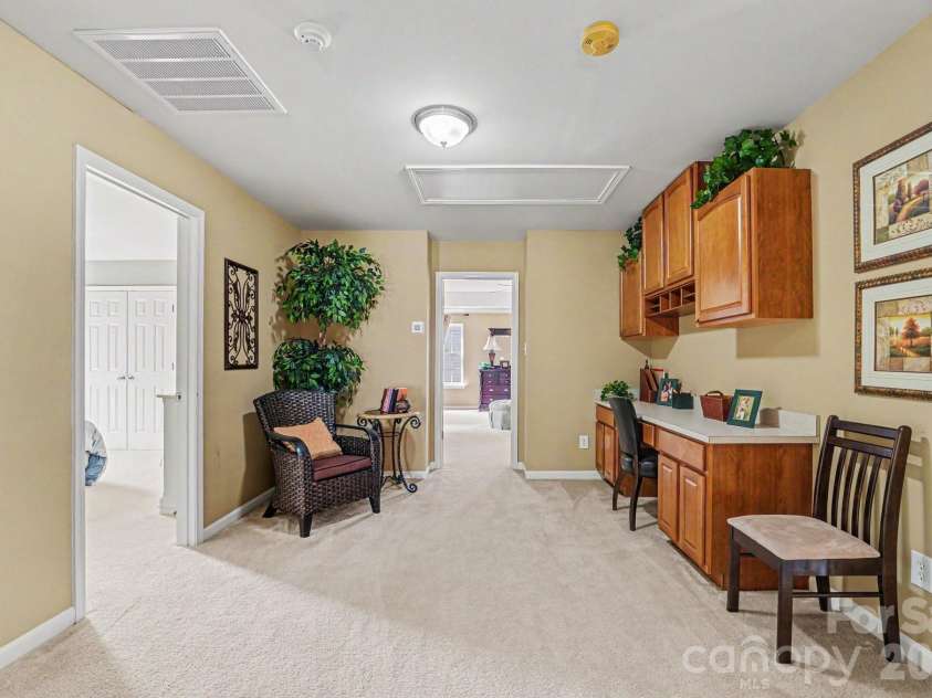 116 Wedge View Way, Statesville, NC 28677.  MLS# CAR4386688, YatesRealty ID 27054. Upstairs Hall