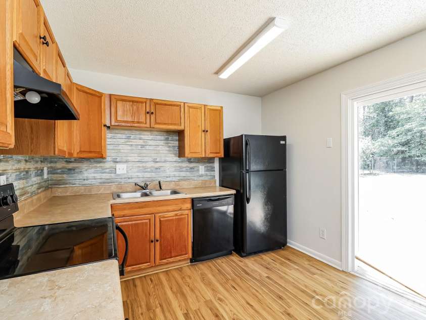 1848 Twain Street, Newton, NC 28658.  MLS# CAR4387742, YatesRealty ID 27055. 