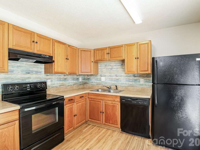 1848 Twain Street, Newton, NC 28658.  MLS# CAR4387742, YatesRealty ID 27055. 