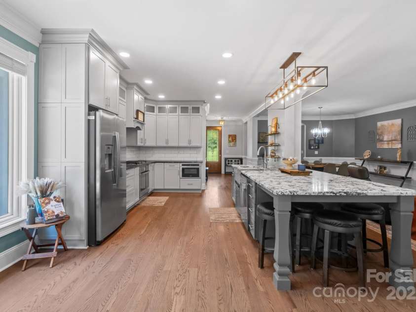 313 Sunset View Court, York, SC 29745.  MLS# CAR4274694, YatesRealty ID 27055. 