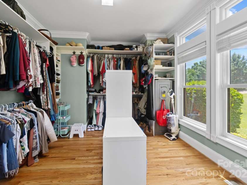 313 Sunset View Court, York, SC 29745.  MLS# CAR4274694, YatesRealty ID 27055. 