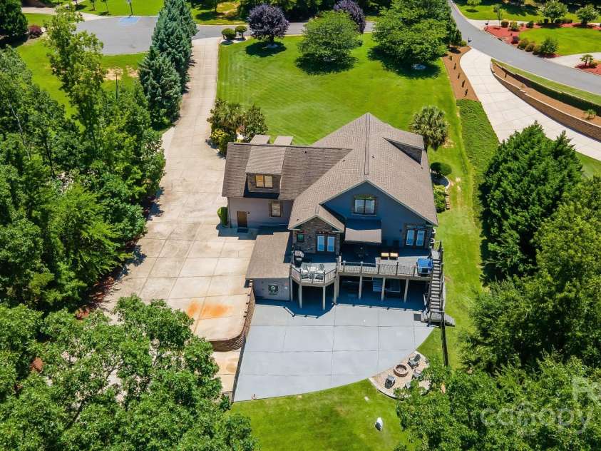 313 Sunset View Court, York, SC 29745.  MLS# CAR4274694, YatesRealty ID 27055. 