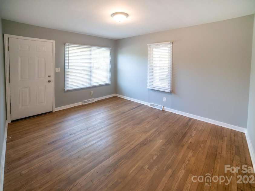 326 Gorrell Street, Shelby, NC 28152.  MLS# CAR4274379, YatesRealty ID 27056. 