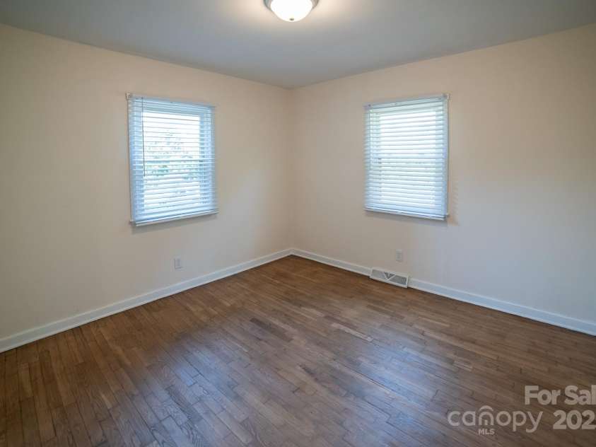 326 Gorrell Street, Shelby, NC 28152.  MLS# CAR4274379, YatesRealty ID 27056. Bedroom 3