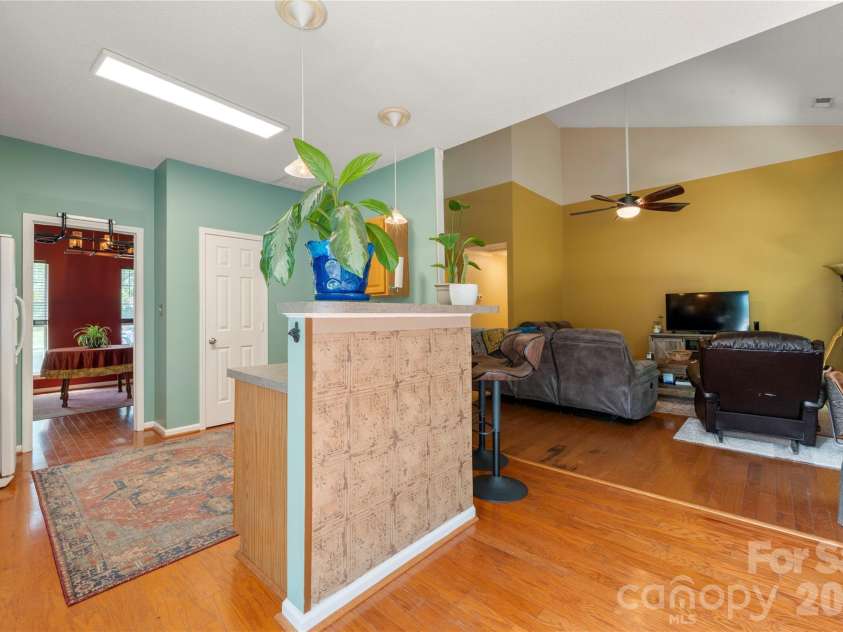 8411 Red Cypress Court, Charlotte, NC 28216.  MLS# CAR4387318, YatesRealty ID 27057. 