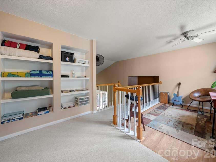 8411 Red Cypress Court, Charlotte, NC 28216.  MLS# CAR4387318, YatesRealty ID 27057. 