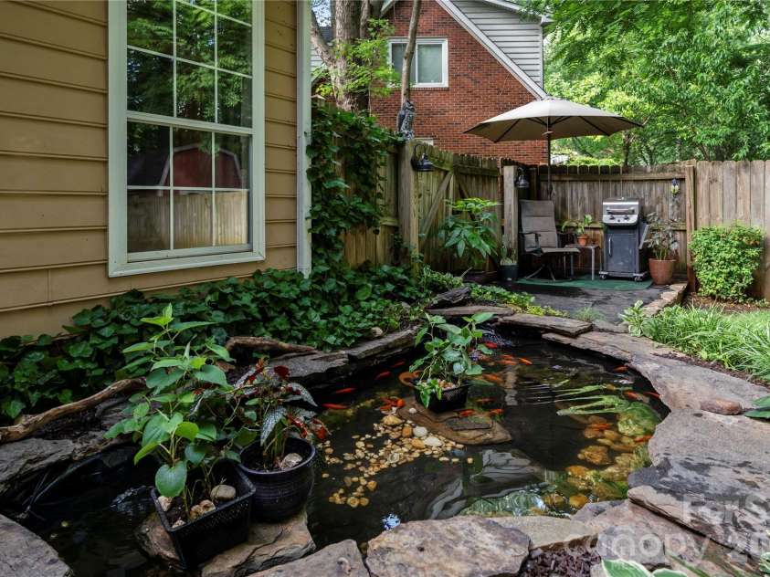8411 Red Cypress Court, Charlotte, NC 28216.  MLS# CAR4387318, YatesRealty ID 27057. 