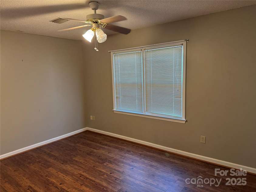 102 Brandywine Drive, Converse, NC 28613.  MLS# CAR4282058, YatesRealty ID 27058. 