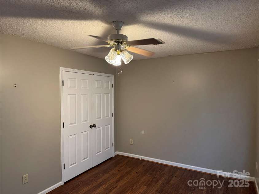 102 Brandywine Drive, Converse, NC 28613.  MLS# CAR4282058, YatesRealty ID 27058. 