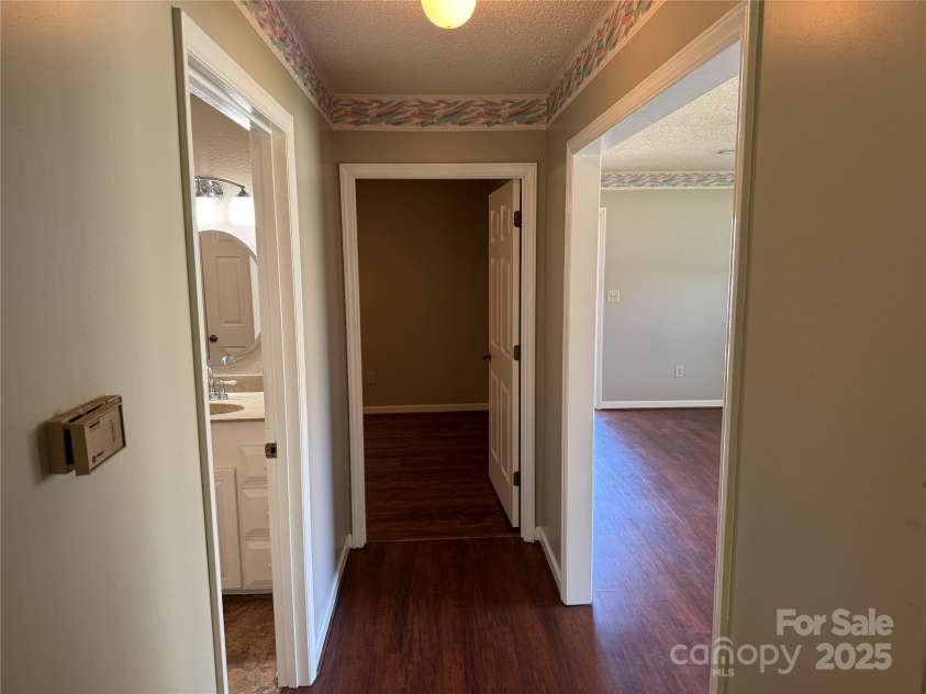 102 Brandywine Drive, Converse, NC 28613.  MLS# CAR4282058, YatesRealty ID 27058. 