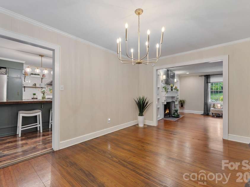 1014 Bramblewood Court, Lenoir, NC 28645.  MLS# CAR4385707, YatesRealty ID 27059. 