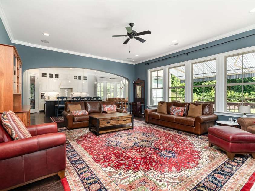 18001 Pawleys Plantation Lane, Charlotte, NC 28278.  MLS# CAR4278804, YatesRealty ID 27059. 