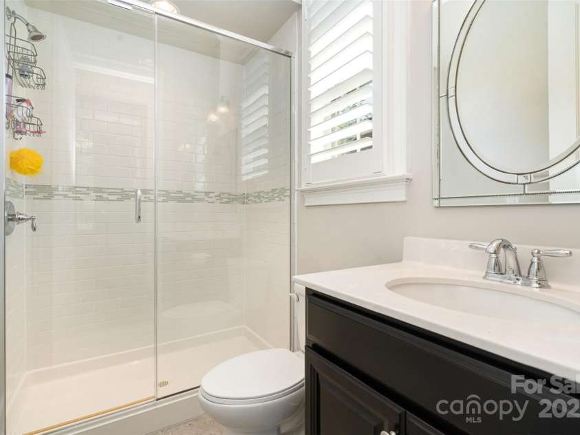 18001 Pawleys Plantation Lane, Charlotte, NC 28278.  MLS# CAR4278804, YatesRealty ID 27059. 