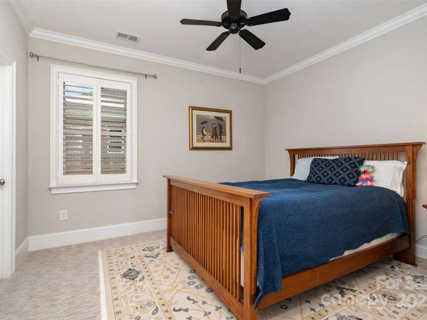 18001 Pawleys Plantation Lane, Charlotte, NC 28278.  MLS# CAR4278804, YatesRealty ID 27059. 
