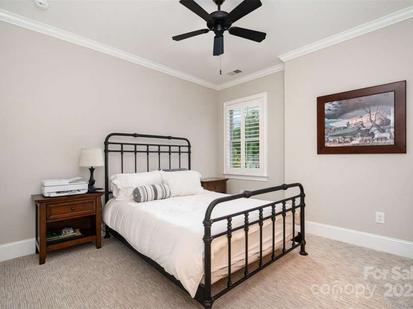 18001 Pawleys Plantation Lane, Charlotte, NC 28278.  MLS# CAR4278804, YatesRealty ID 27059. 