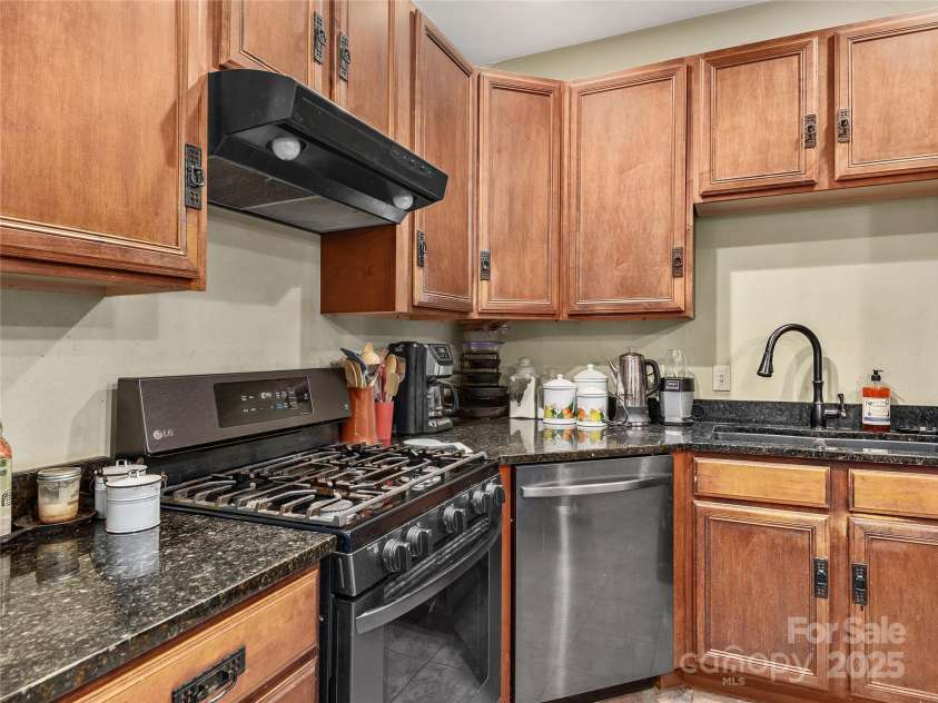 79 Connelly Road, Arden, NC 28704.  MLS# CAR4211499, YatesRealty ID 2706. 