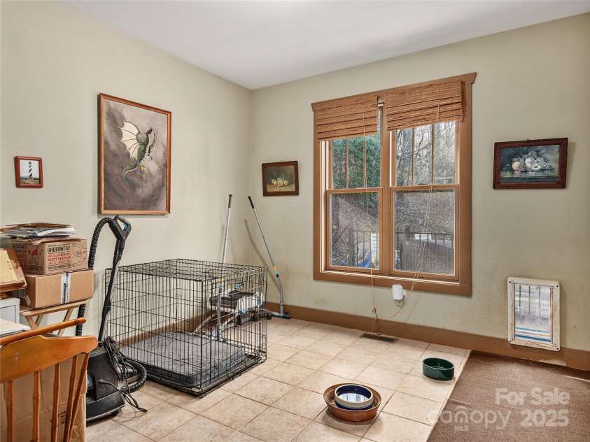 79 Connelly Road, Arden, NC 28704.  MLS# CAR4211499, YatesRealty ID 2706. 