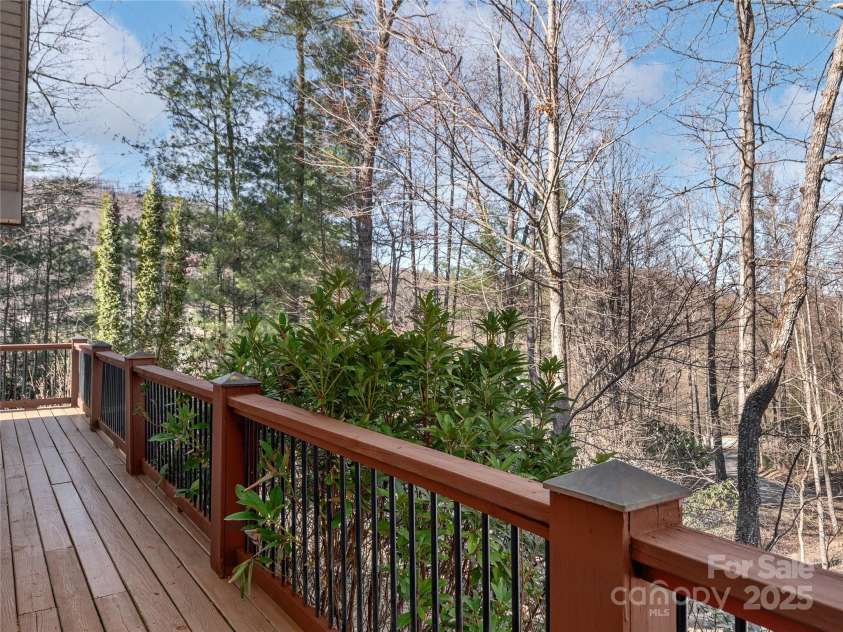 79 Connelly Road, Arden, NC 28704.  MLS# CAR4211499, YatesRealty ID 2706. 