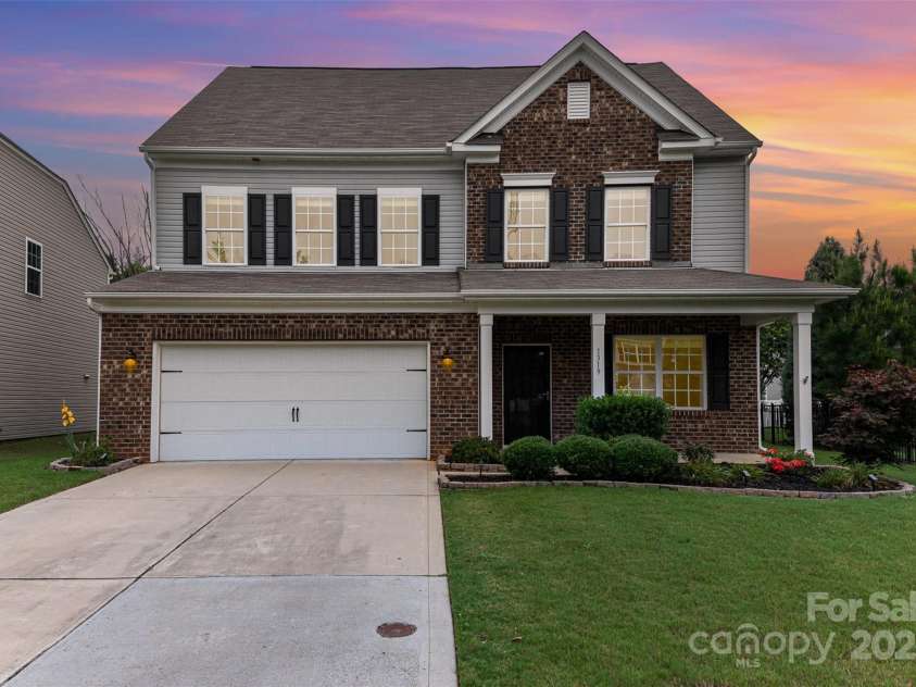 1319 Bridgeford Drive, Huntersville, NC 28078.  MLS# CAR4280726, YatesRealty ID 27060. 