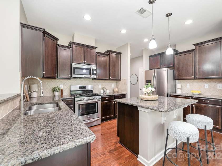 1319 Bridgeford Drive, Huntersville, NC 28078.  MLS# CAR4280726, YatesRealty ID 27060. 