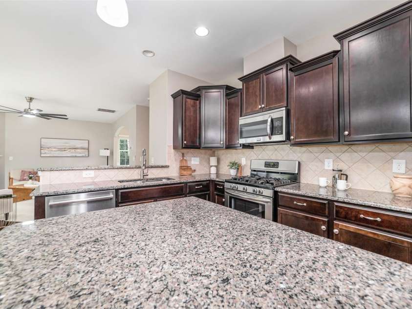1319 Bridgeford Drive, Huntersville, NC 28078.  MLS# CAR4280726, YatesRealty ID 27060. 