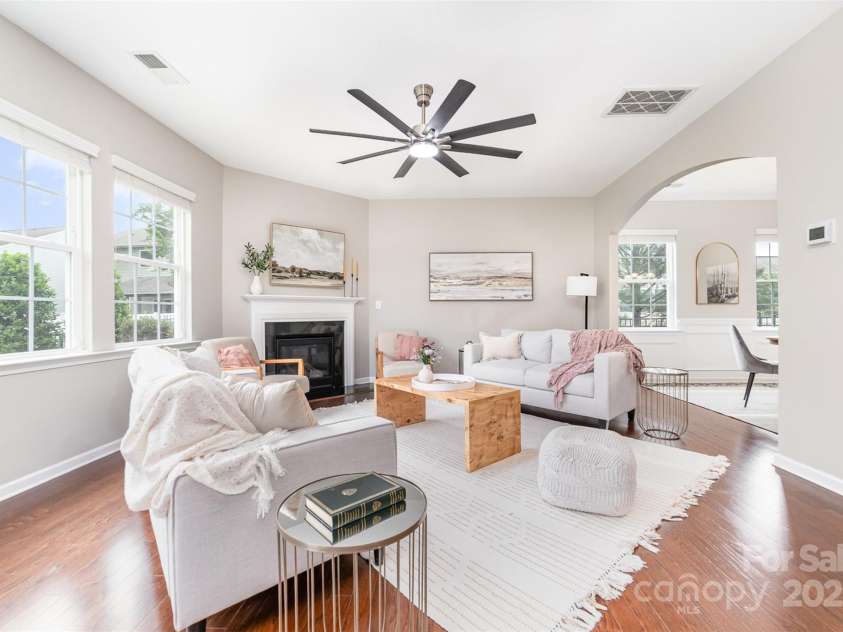 1319 Bridgeford Drive, Huntersville, NC 28078.  MLS# CAR4311943, YatesRealty ID 27060. 