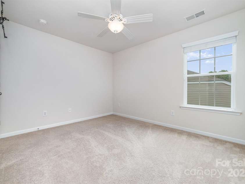 1319 Bridgeford Drive, Huntersville, NC 28078.  MLS# CAR4311943, YatesRealty ID 27060. 