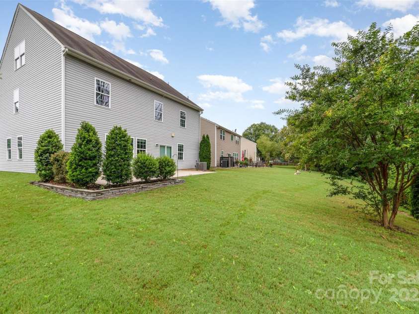 1319 Bridgeford Drive, Huntersville, NC 28078.  MLS# CAR4311943, YatesRealty ID 27060. 