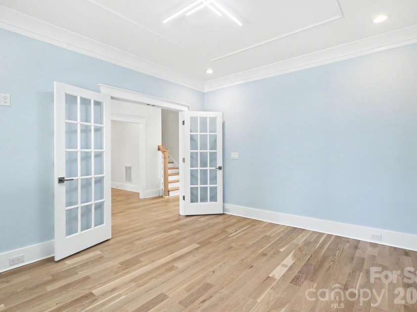 4304 Tangle Drive, Charlotte, NC 28211.  MLS# CAR4363691, YatesRealty ID 27060. Den