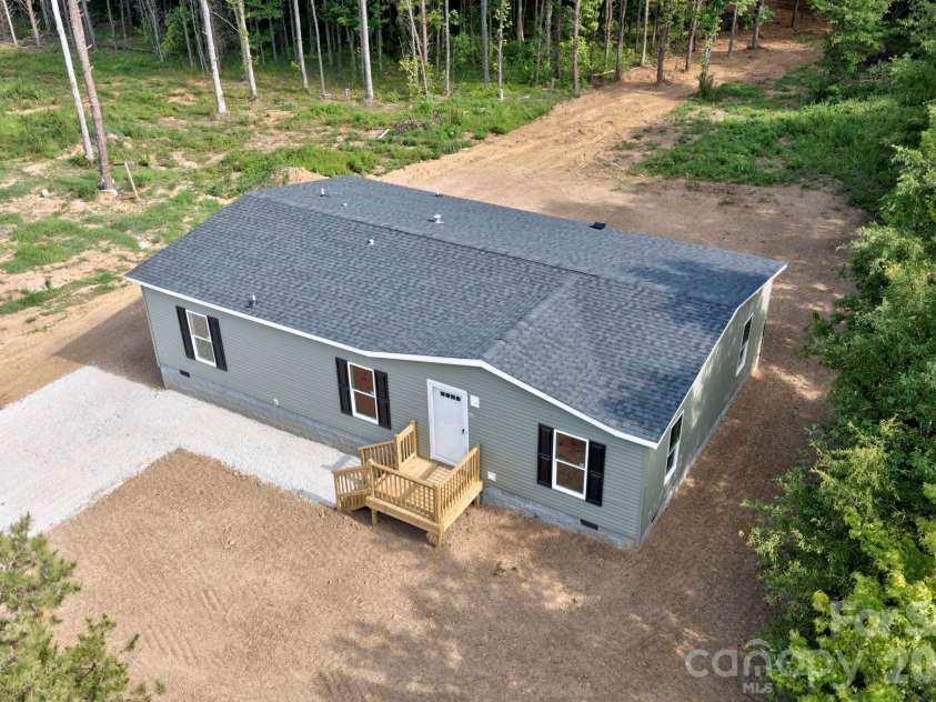355 Middle Brook Drive, Rockwell, NC 28138.  MLS# CAR4378974, YatesRealty ID 27061. 