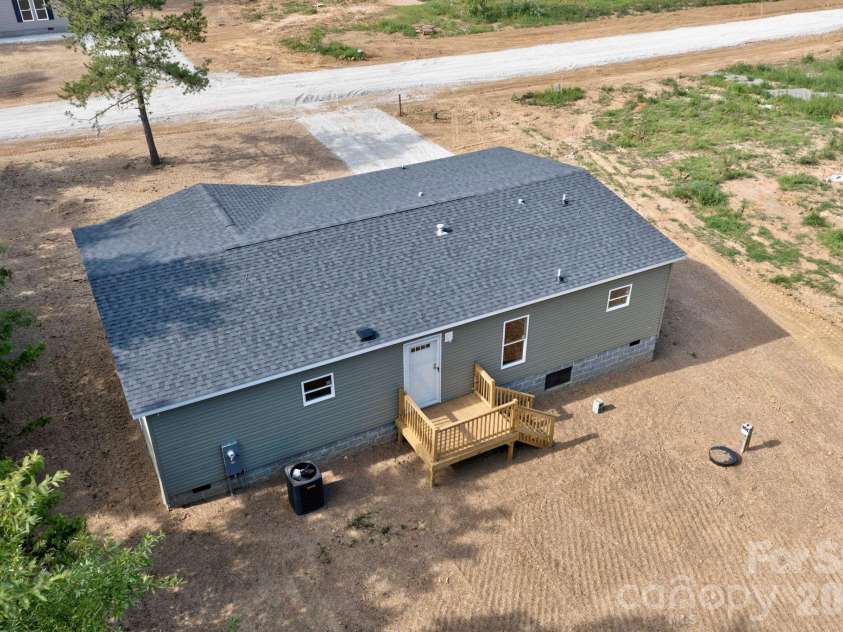 355 Middle Brook Drive, Rockwell, NC 28138.  MLS# CAR4378974, YatesRealty ID 27061. 