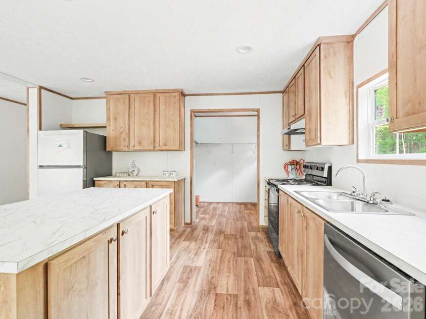355 Middle Brook Drive, Rockwell, NC 28138.  MLS# CAR4378974, YatesRealty ID 27061. 