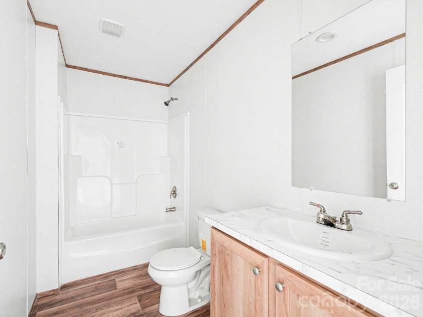 355 Middle Brook Drive, Rockwell, NC 28138.  MLS# CAR4378974, YatesRealty ID 27061. 