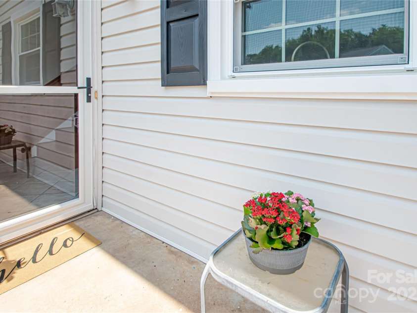 10945 Winterbourne Court, Charlotte, NC 28277.  MLS# CAR4263470, YatesRealty ID 27062. 