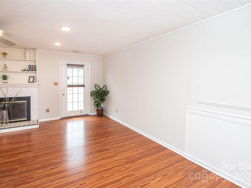 10945 Winterbourne Court, Charlotte, NC 28277.  MLS# CAR4263470, YatesRealty ID 27062. 