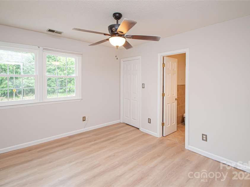10945 Winterbourne Court, Charlotte, NC 28277.  MLS# CAR4263470, YatesRealty ID 27062. 